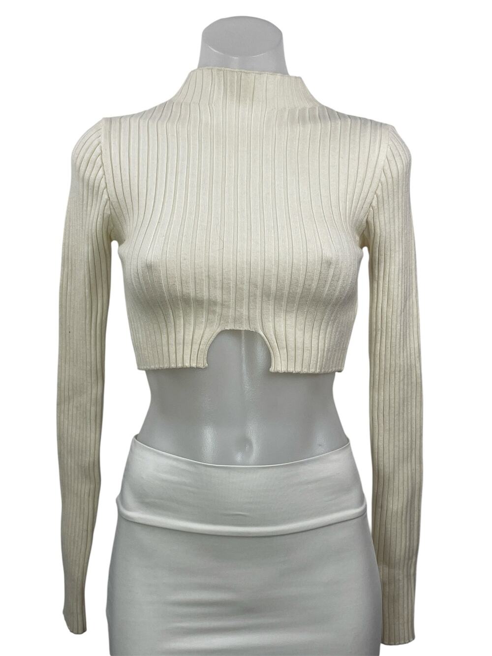 Edikted Women's Cream Mock Neck Ribbed Knit Long Sleeve Crop Top Size XS/S